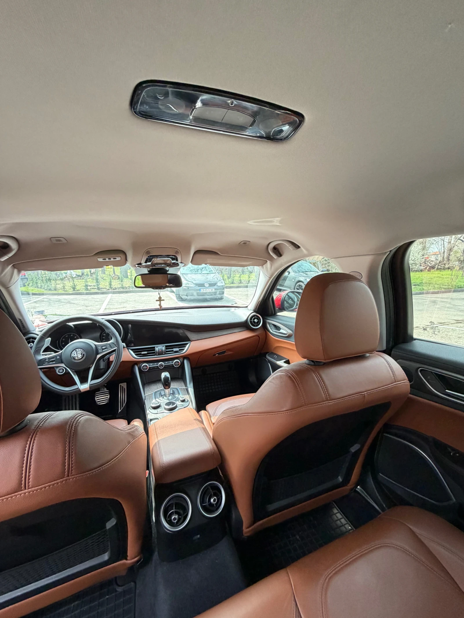 Alfa Romeo Giulia 2.0 RWD Ti, снимка 17 - Автомобили и джипове - 53984925