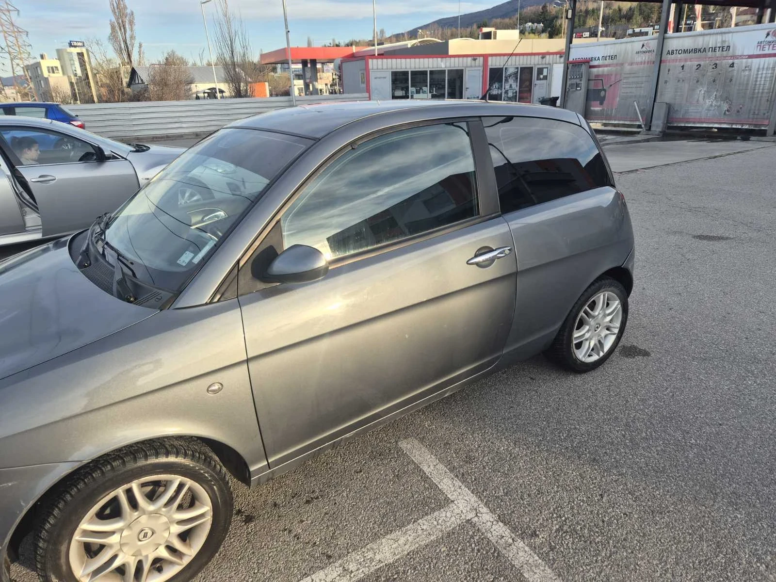 Lancia Ypsilon 1.3multidjet, снимка 2 - Автомобили и джипове - 54143419