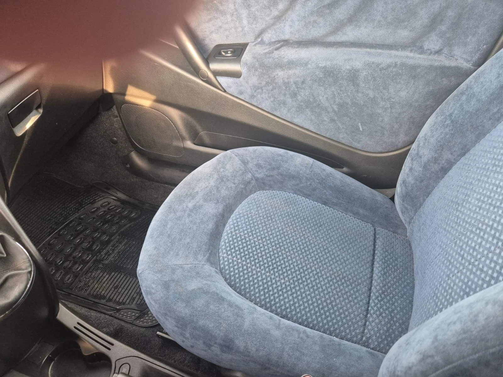 Lancia Ypsilon 1.3multidjet, снимка 6 - Автомобили и джипове - 54143419