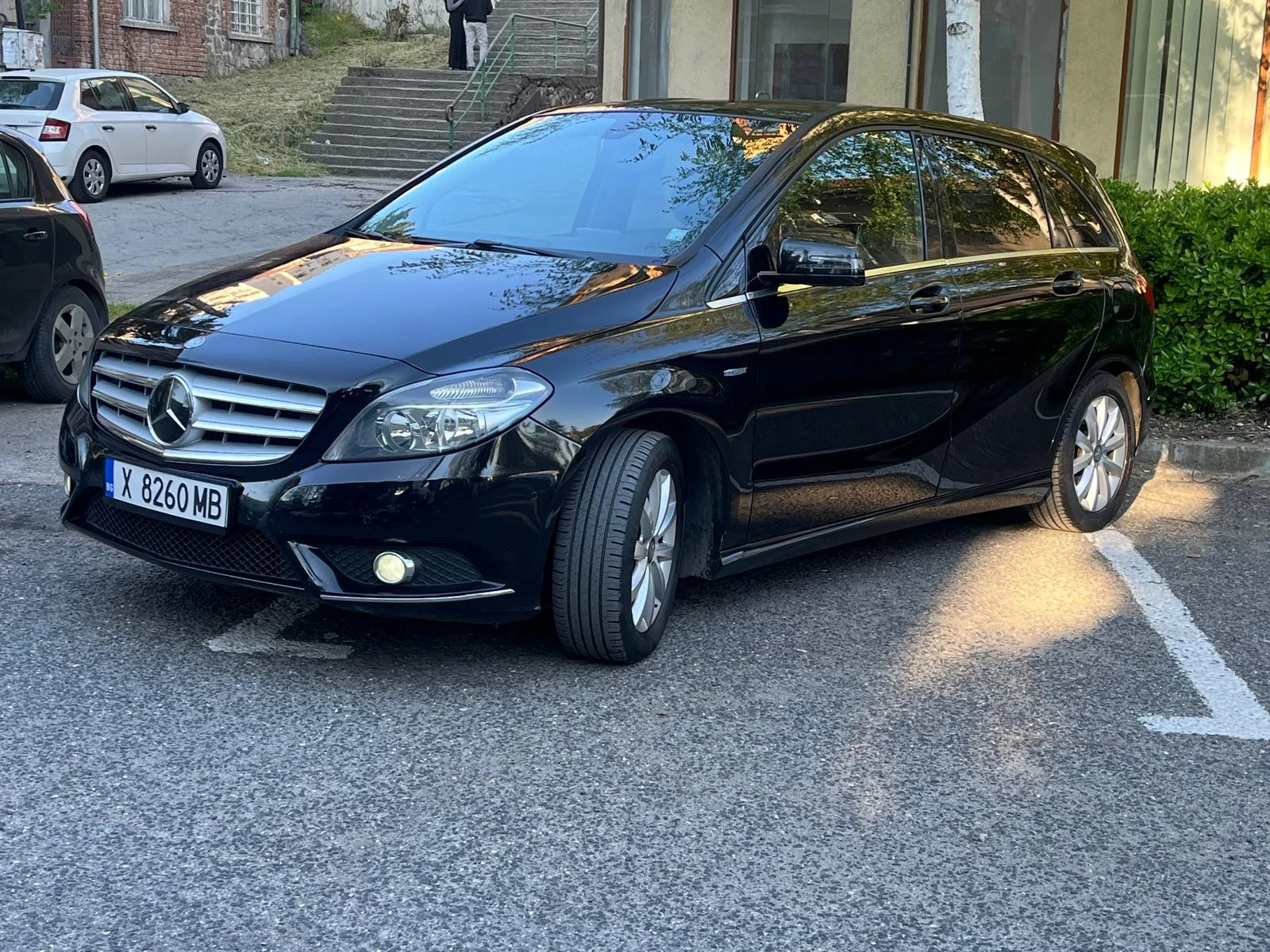 Mercedes-Benz B 180 cdi, снимка 2 - Автомобили и джипове - 54246740