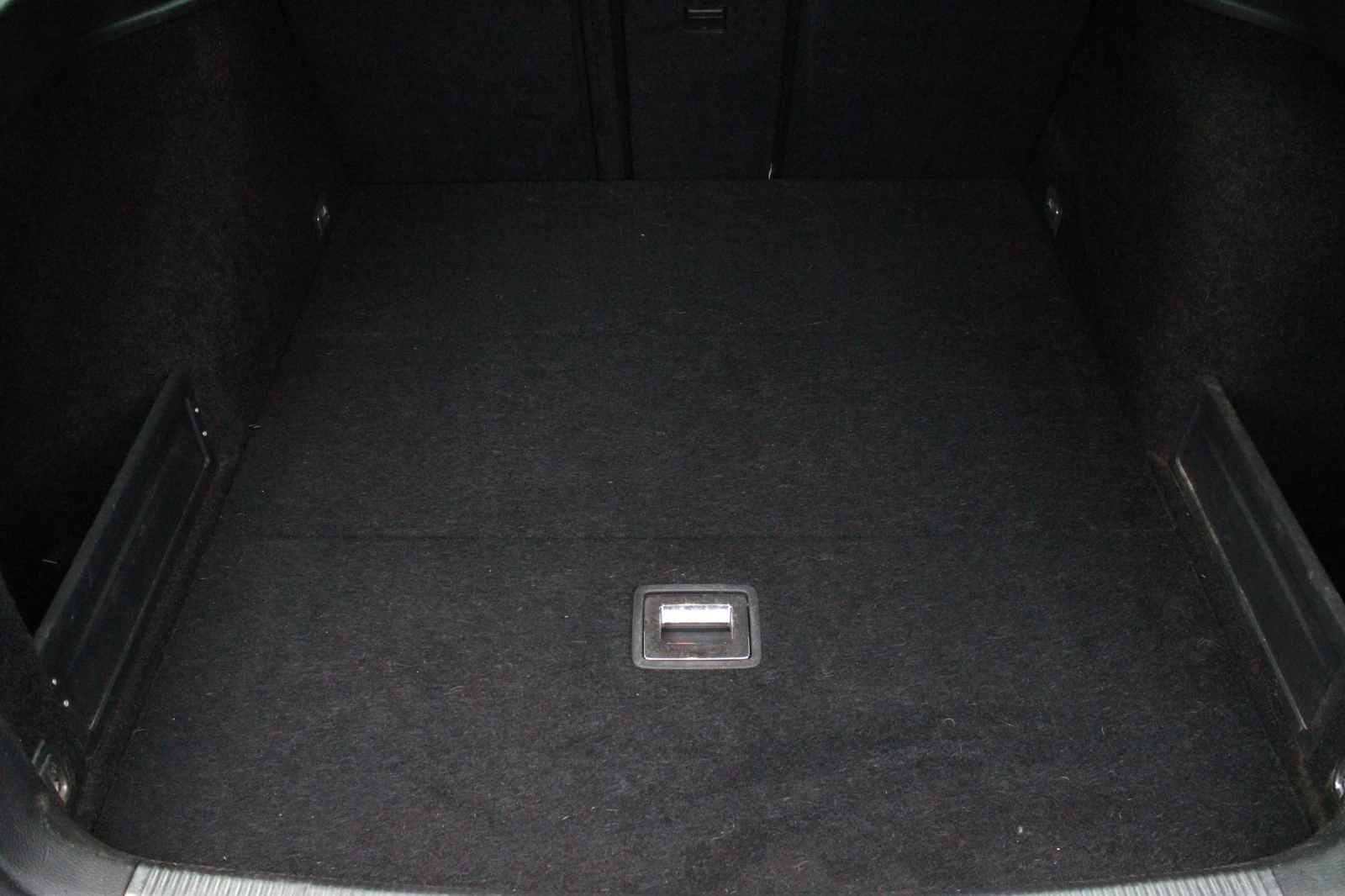 VW Passat 2.0TDI 4MOTION R LINE / HIGHLINE / INDIVIDUAL, снимка 17 - Автомобили и джипове - 54512979
