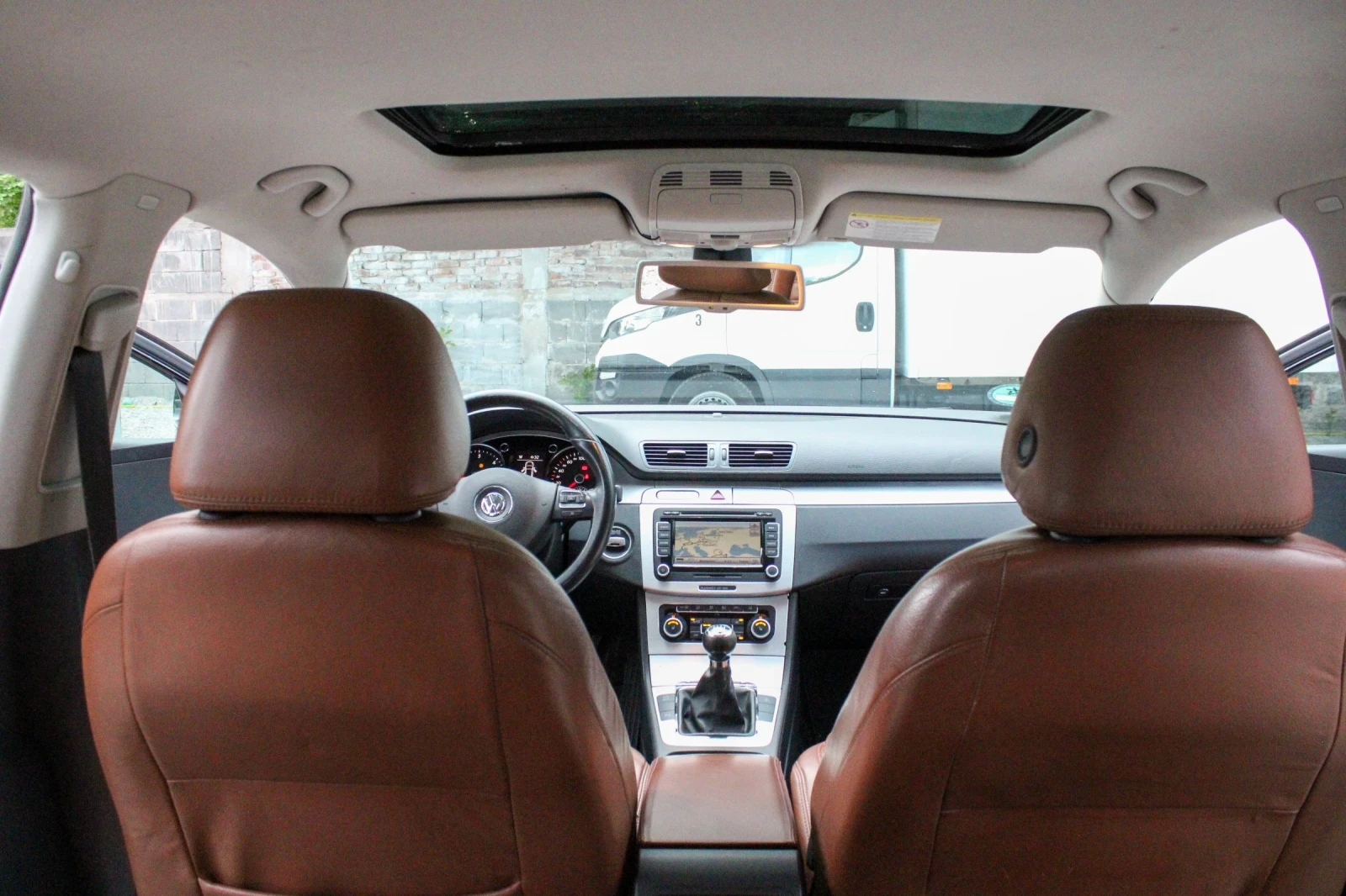 VW Passat 2.0TDI 4MOTION R LINE / HIGHLINE / INDIVIDUAL, снимка 12 - Автомобили и джипове - 54512979