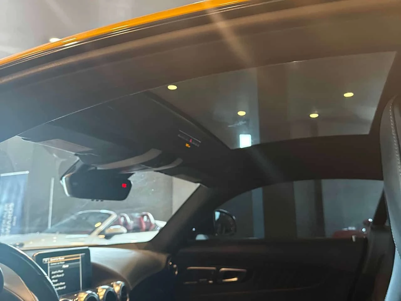 Mercedes-Benz AMG GT * S * АВТОКРЕДИТ * ОТ ПРЕДСТАВИТЕЛСТВО, снимка 15 - Автомобили и джипове - 54723649