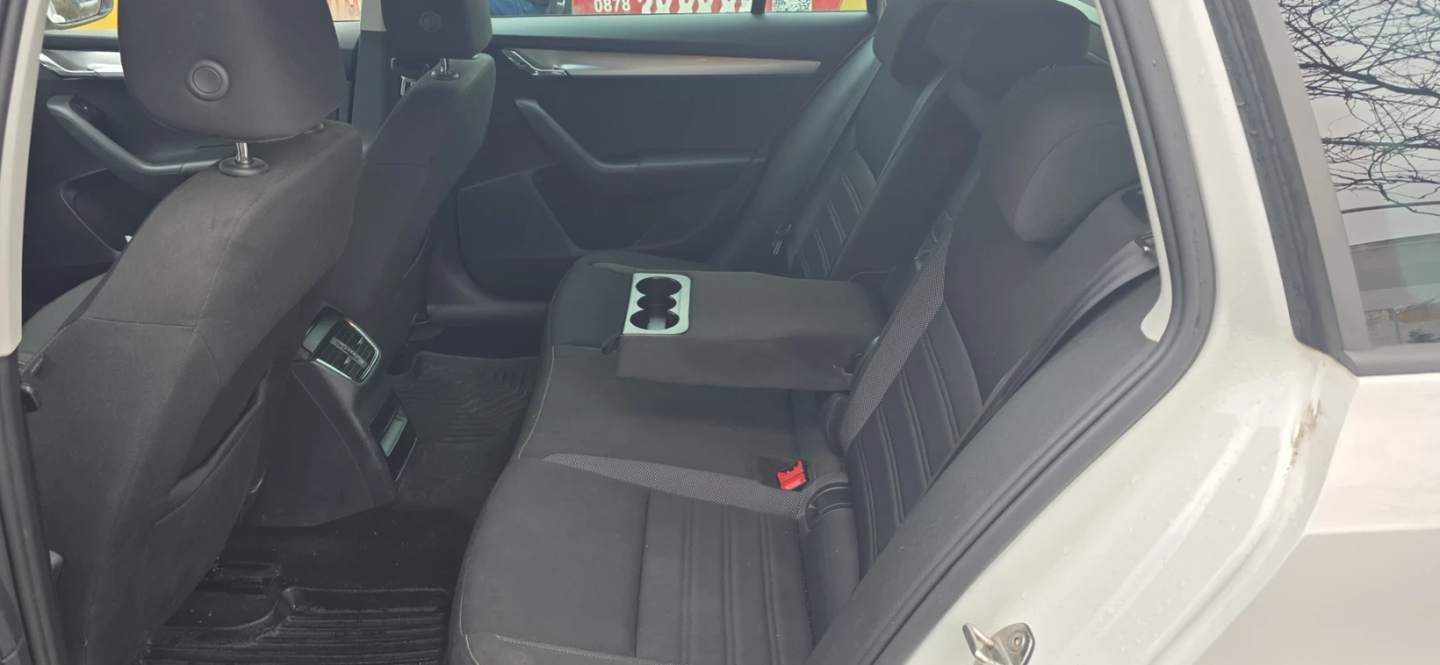 Skoda Octavia 2.0 TDI, снимка 11 - Автомобили и джипове - 54889172