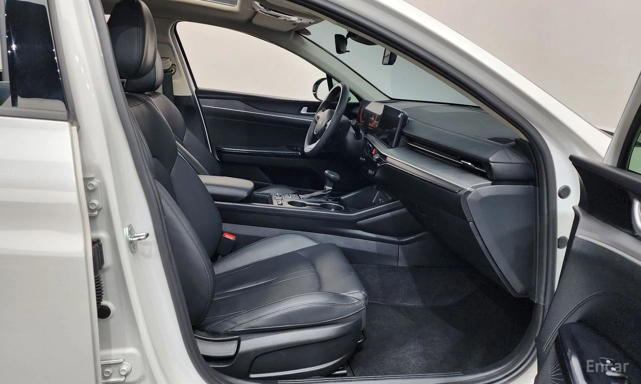 Kia K5 2.0* LPI* ПОДГРЕВ* КАМЕРА* КЕЙЛЕС* LANE* ASSIST* , снимка 13 - Автомобили и джипове - 55248227