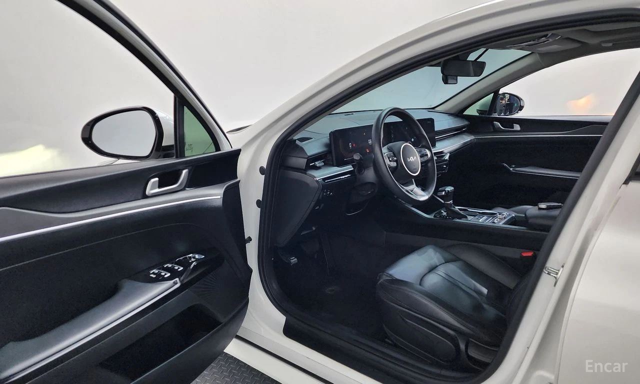 Kia K5 2.0* LPI* ПОДГРЕВ* КАМЕРА* КЕЙЛЕС* LANE* ASSIST* , снимка 5 - Автомобили и джипове - 55248227