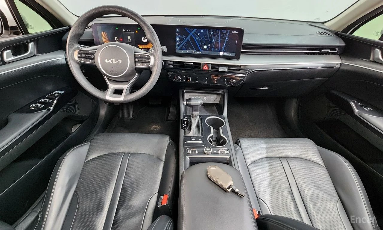 Kia K5 2.0* LPI* ПОДГРЕВ* КАМЕРА* КЕЙЛЕС* LANE* ASSIST* , снимка 6 - Автомобили и джипове - 55248227