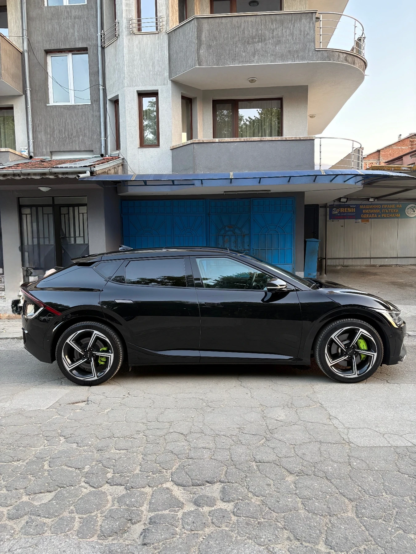 Kia EV6 GT AWD 585 SOH 100%, снимка 2 - Автомобили и джипове - 55475225