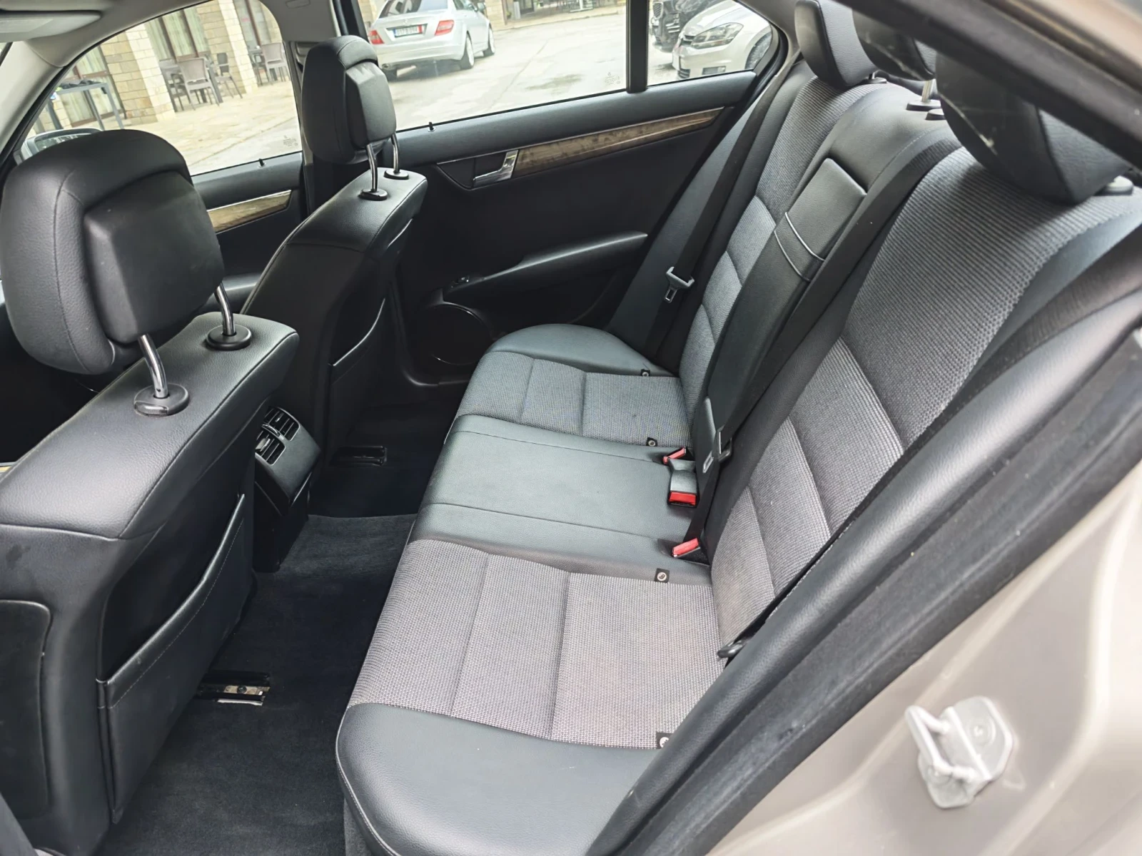 Mercedes-Benz C 200 Mercedes-Benz C 200 Компресор-авангард, снимка 12 - Автомобили и джипове - 55828834