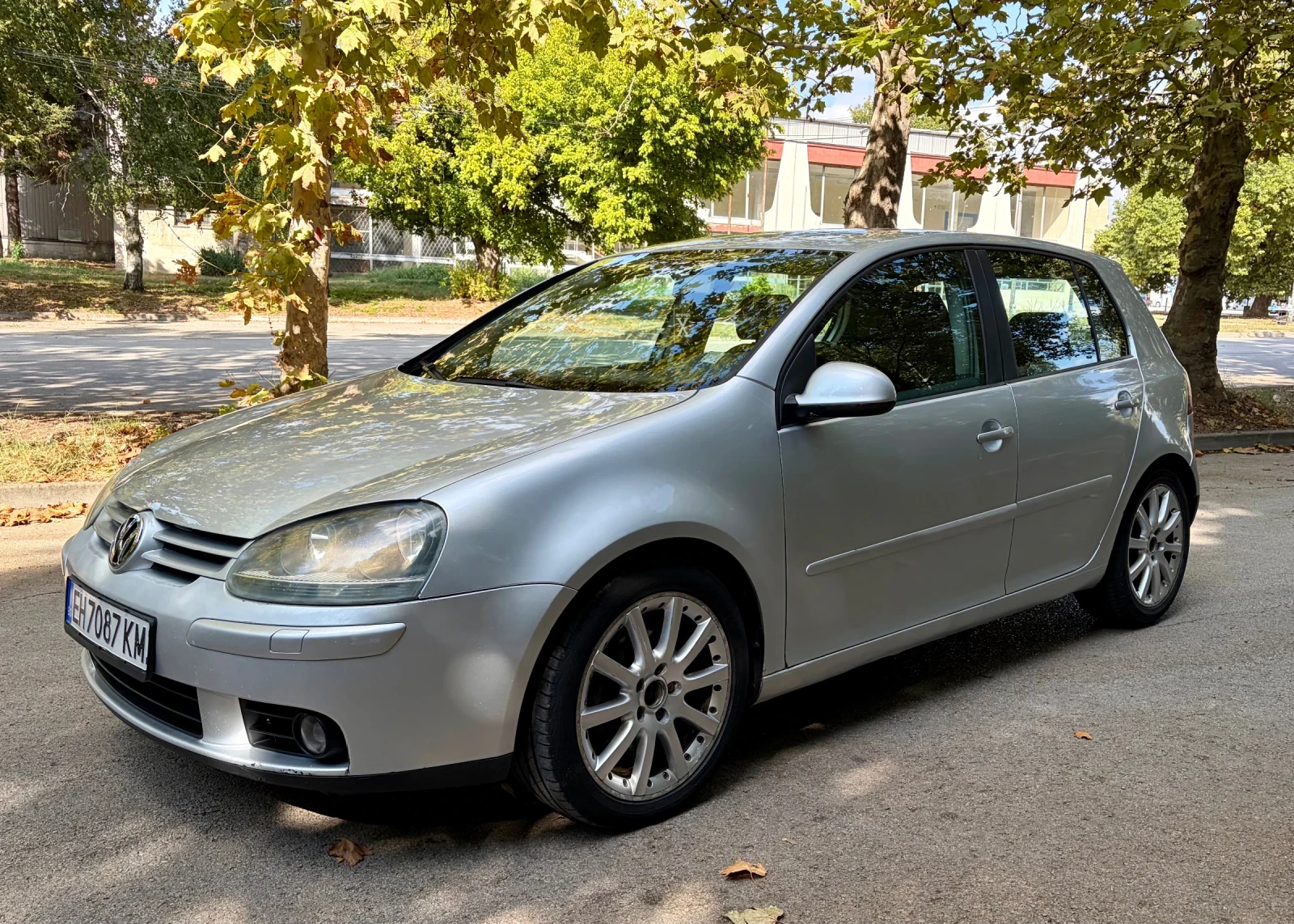 VW Golf V 2.0 TDI 140 к.с. (16V), снимка 6 - Автомобили и джипове - 56059573