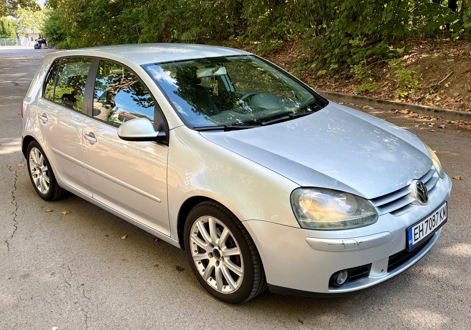 VW Golf V 2.0 TDI 140 к.с. (16V), снимка 2 - Автомобили и джипове - 56059573