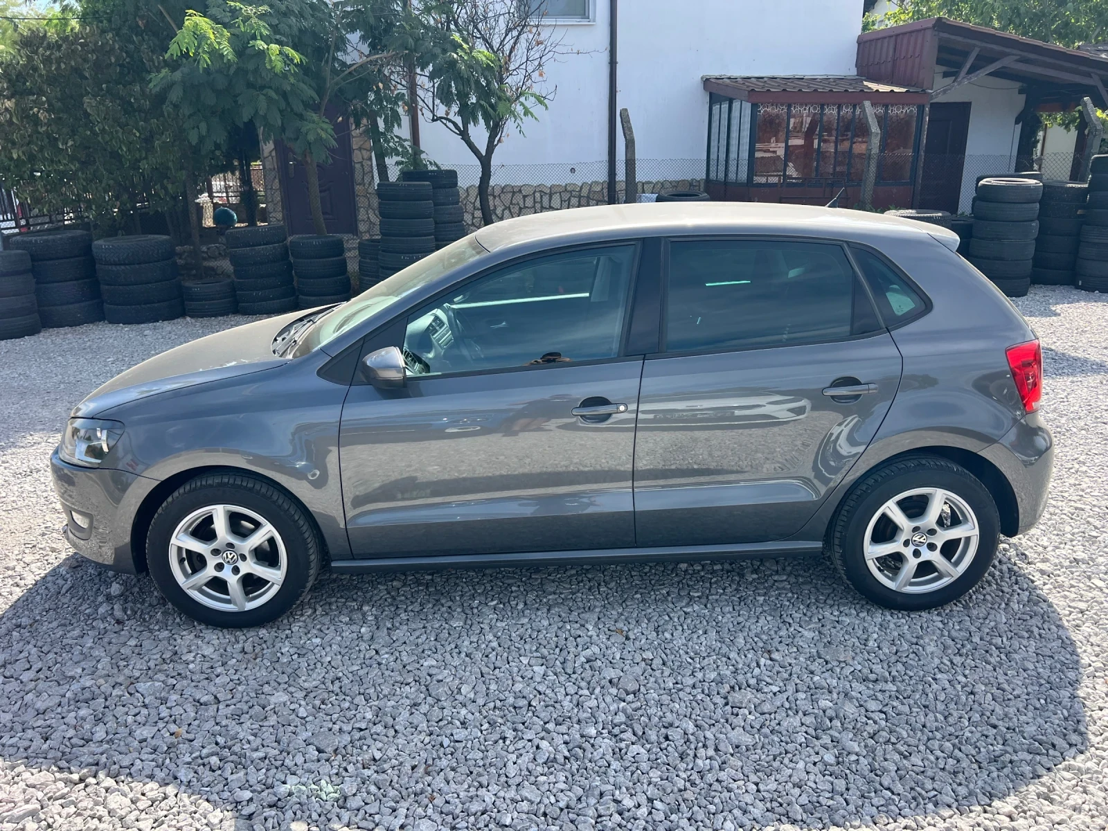 VW Polo 1.6tdi 75 коня Нов внос Австрия, снимка 4 - Автомобили и джипове - 56153674