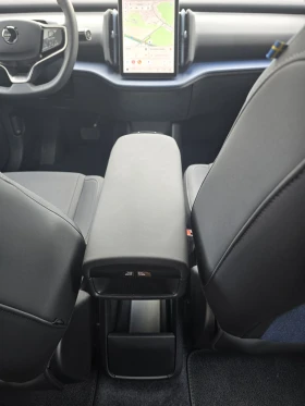 Volvo EX30 272 hp 51kw/h NMC battery, снимка 11