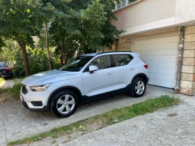 Volvo XC40 D3, напълно обслужена, със сервизна история! , снимка 13