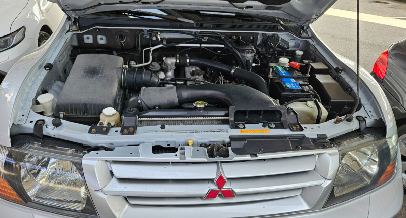Mitsubishi Pajero 2.5 TDI 4x4 , снимка 13 - Автомобили и джипове - 45860826