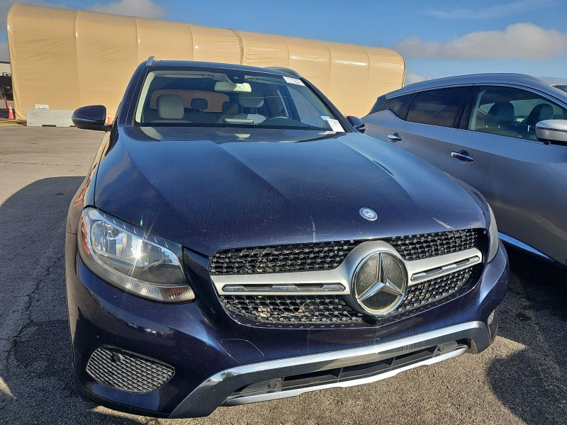 Mercedes-Benz GLC 300 9-G TRONIC СЕРВИЗНА ИСТОРИЯ, снимка 4 - Автомобили и джипове - 49037387