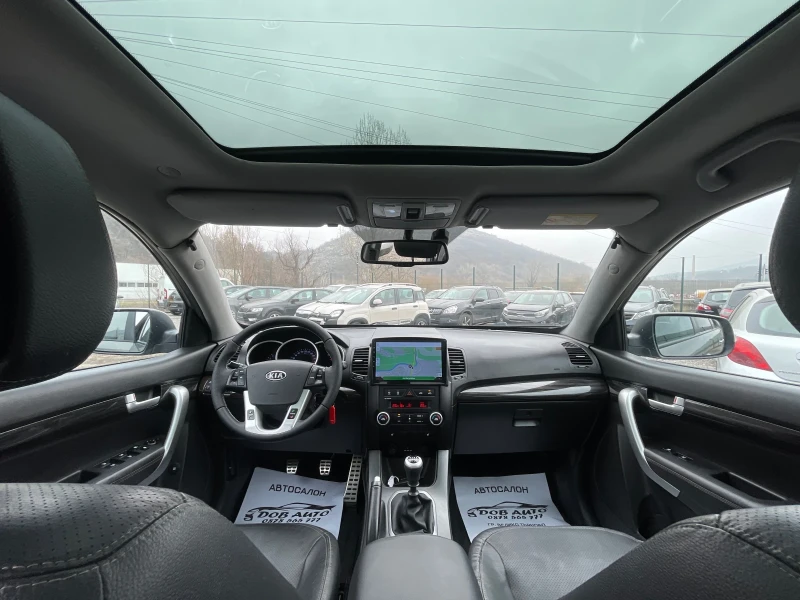 Kia Sorento 2.2CRDI-197к.с-6скор-4X4-NAVI-ПОДГРЕВ-CARPLAY, снимка 12 - Автомобили и джипове - 49338032