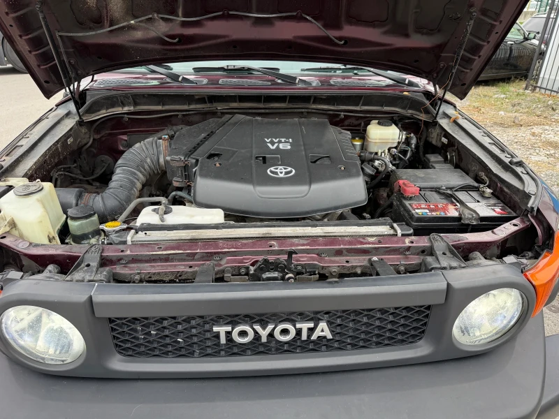 Toyota Fj cruiser FJ Cruiser 4.0 4WD, снимка 16 - Автомобили и джипове - 52316766