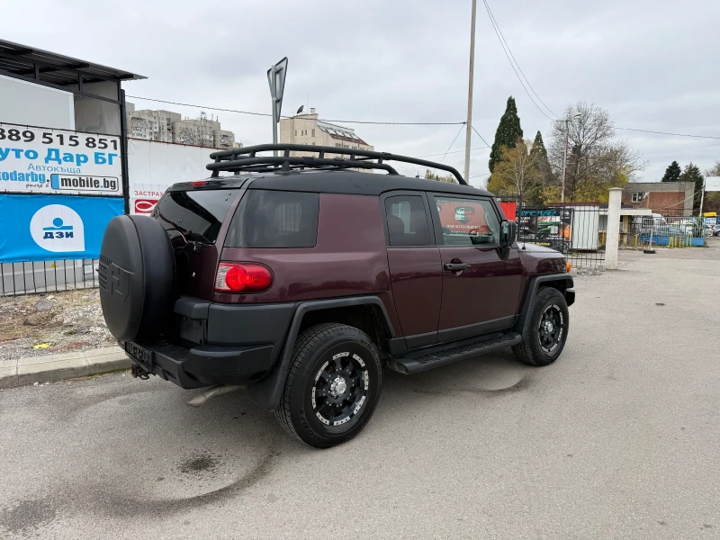 Toyota Fj cruiser FJ Cruiser 4.0 4WD, снимка 4 - Автомобили и джипове - 52316766