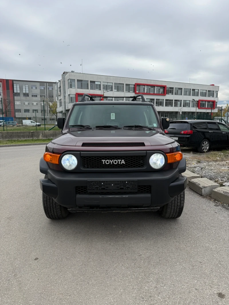 Toyota Fj cruiser FJ Cruiser 4.0 4WD, снимка 8 - Автомобили и джипове - 52316766