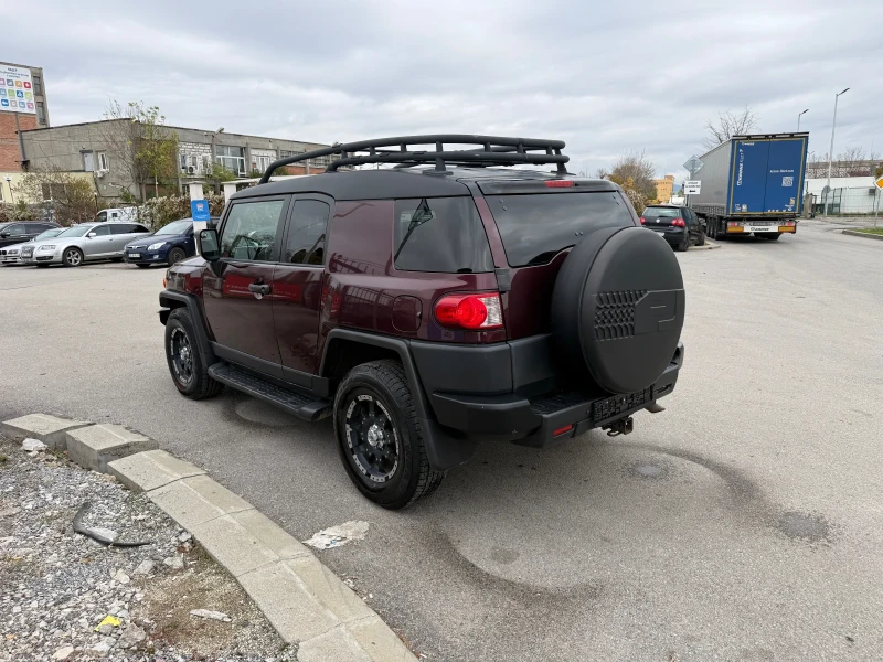Toyota Fj cruiser FJ Cruiser 4.0 4WD, снимка 7 - Автомобили и джипове - 52316766