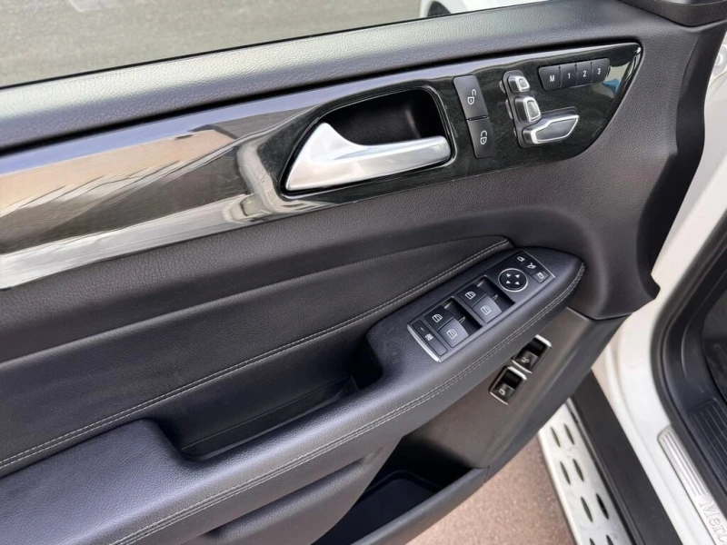 Mercedes-Benz GLS * 450 4MATIC SUV | PREMIUM PKG | MASSAGE SEATS * C, снимка 12 - Автомобили и джипове - 53011119