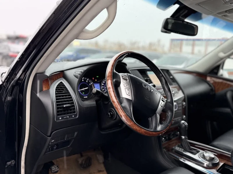 Infiniti QX80 AWD* АВТОКРЕДИТ* ЦЕНА ДО БЪЛГАРИЯ!!, снимка 12 - Автомобили и джипове - 53531013