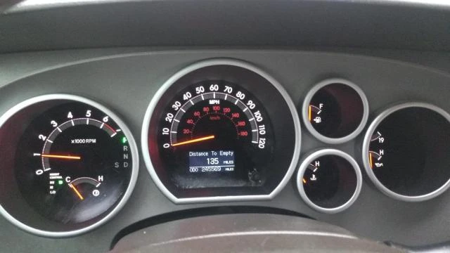 Toyota Sequoia Platinum, снимка 8 - Автомобили и джипове - 54450855