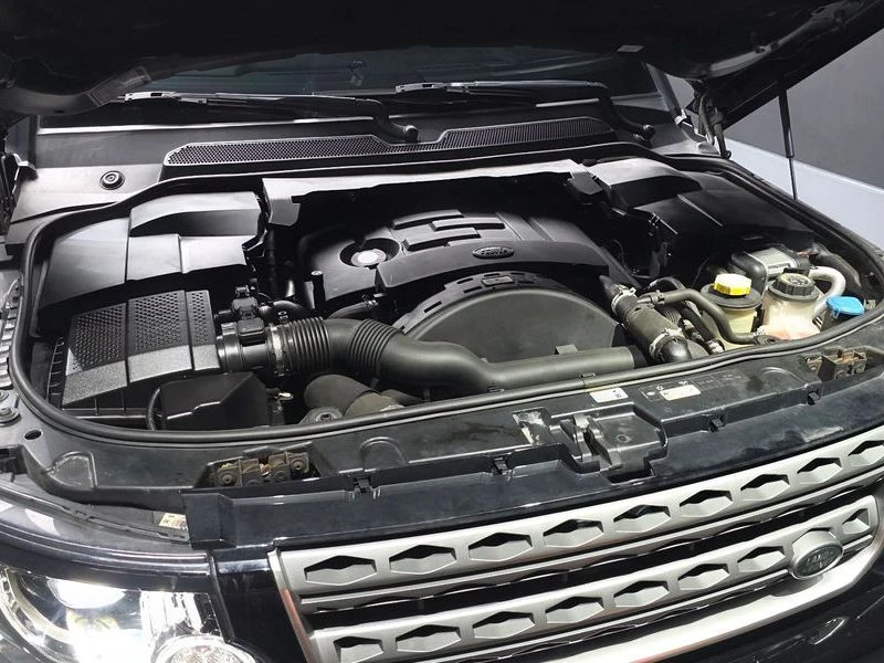 Land Rover Discovery 3.0 Automatic, снимка 6 - Автомобили и джипове - 55847896
