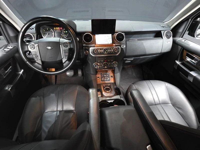 Land Rover Discovery 3.0 Automatic, снимка 7 - Автомобили и джипове - 55847896