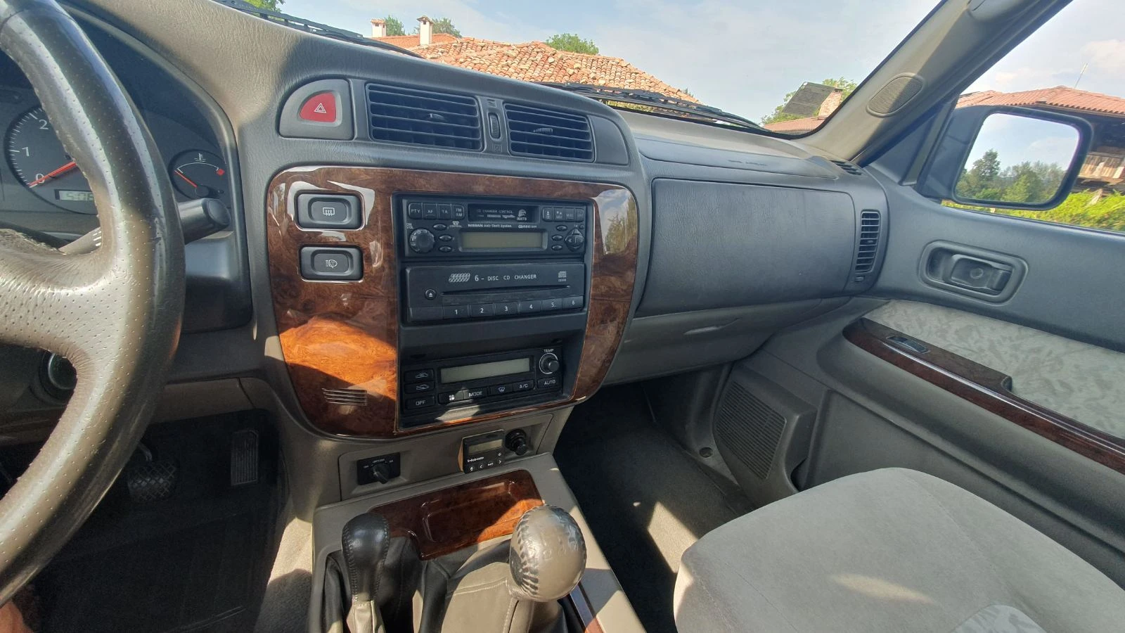 Nissan Patrol  - изображение 8