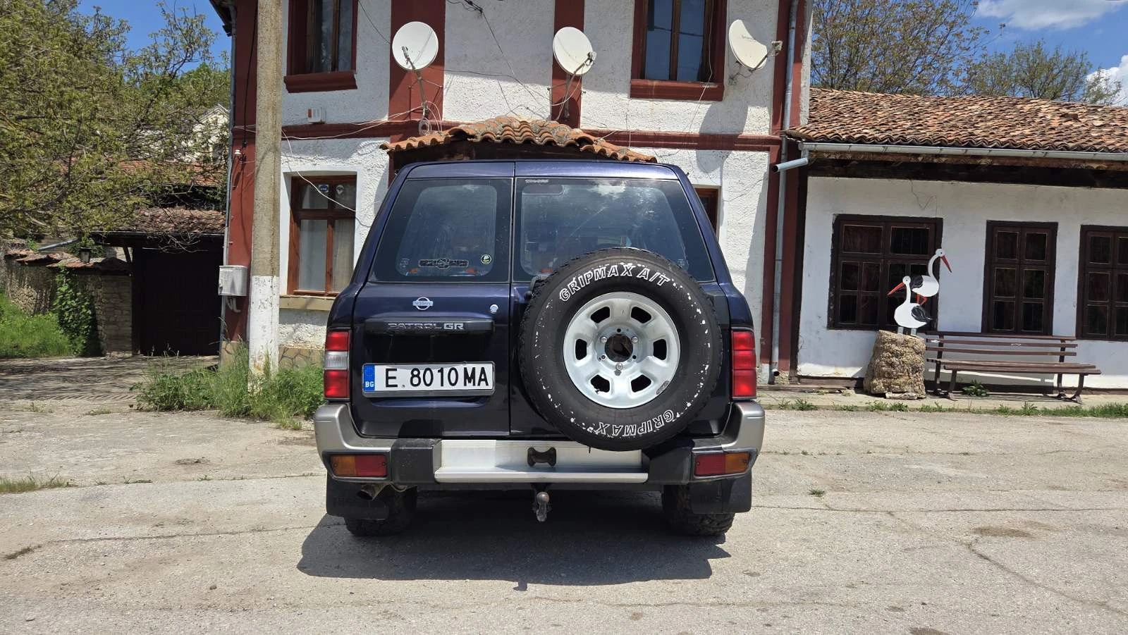 Nissan Patrol, снимка 10 - Автомобили и джипове - 54211284