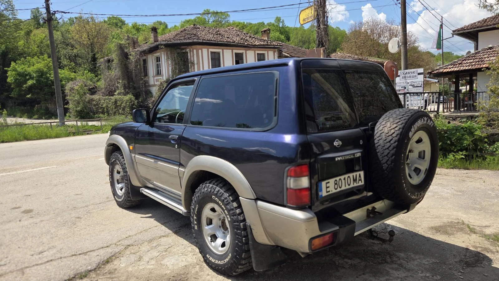 Nissan Patrol, снимка 6 - Автомобили и джипове - 54211284