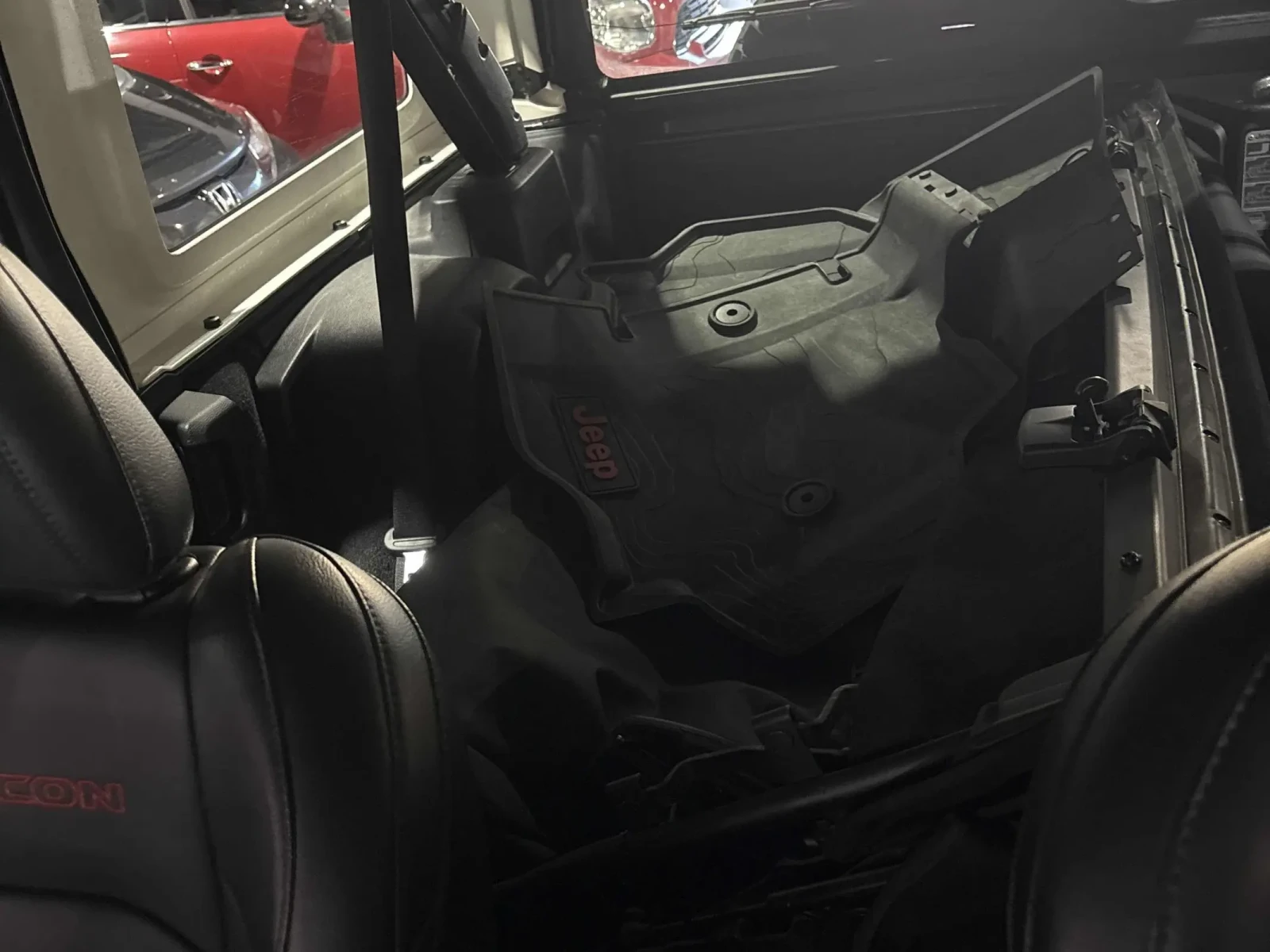 Jeep Wrangler UNLIMITED* RUBICON* 3.6* V6* ПОДГРЕВ* КАМЕРА* АВТО, снимка 15 - Автомобили и джипове - 53829999