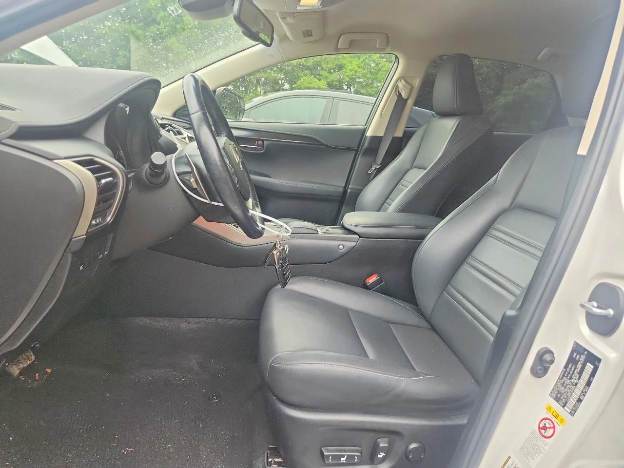 Lexus NX 300 2.0l Base, снимка 7 - Автомобили и джипове - 54919934