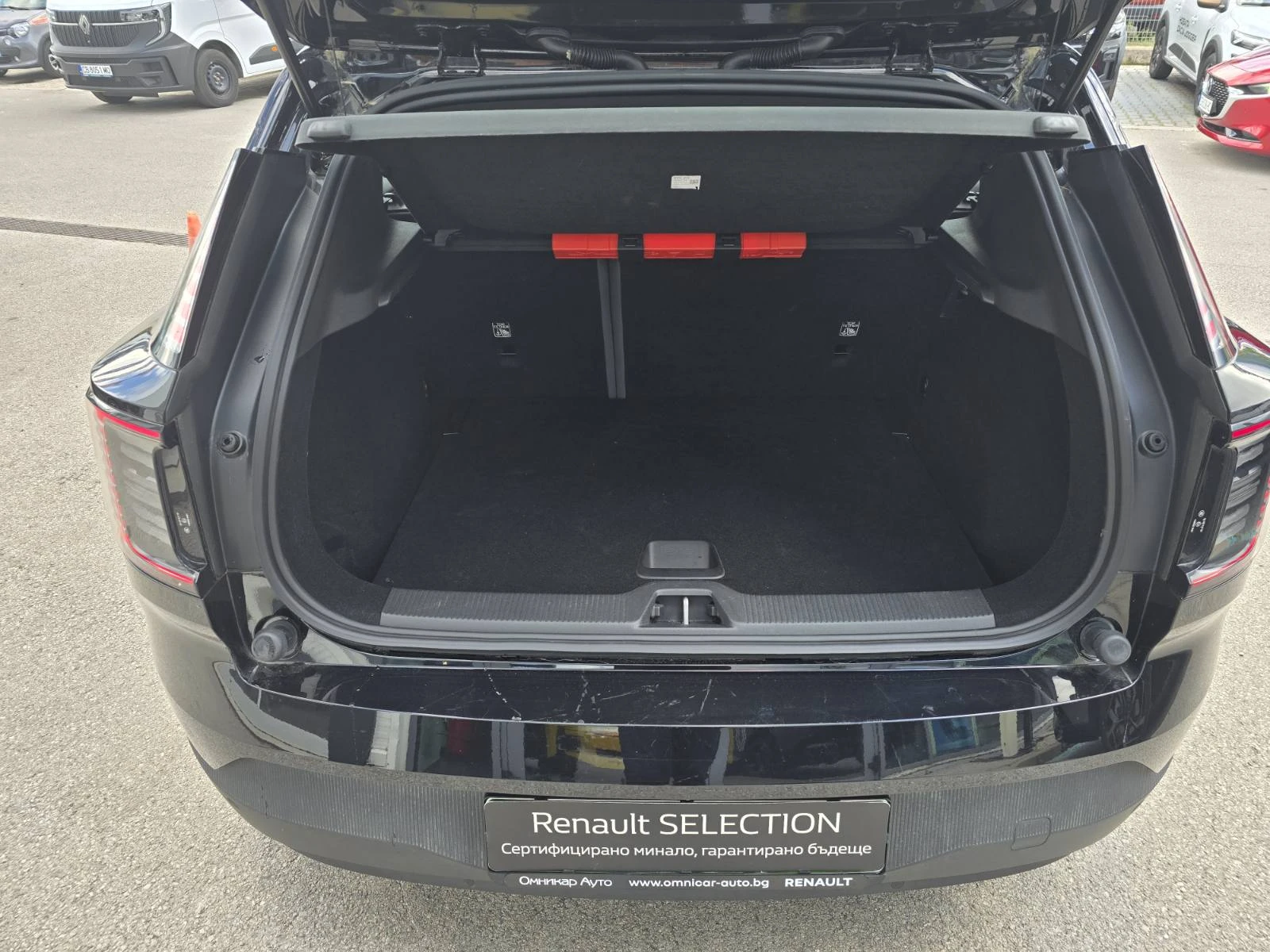 Volvo EX30 272 hp 51kw/h NMC battery, снимка 15 - Автомобили и джипове - 55049833