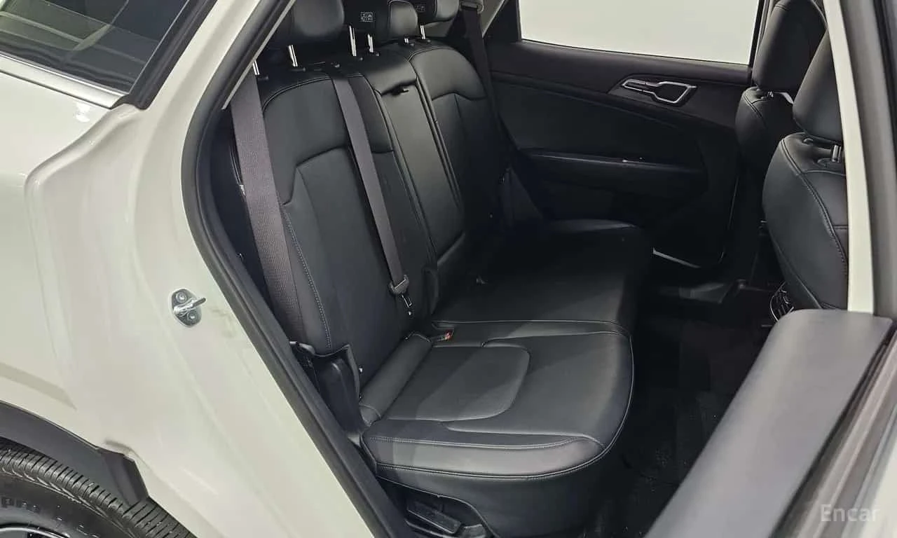 Kia Sportage * LPG 2.0 2WD * ОБДУХВАНЕ * KEYLESS * 35k KM * , снимка 11 - Автомобили и джипове - 56227847