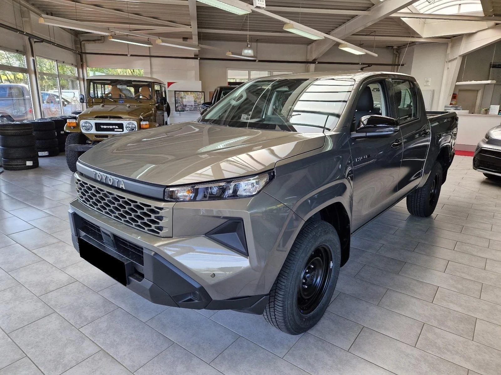 Toyota Hilux DOUBLE CAB / 2.8D D-4D/ DUTY / LED / CAMERA / , снимка 3 - Автомобили и джипове - 56705161