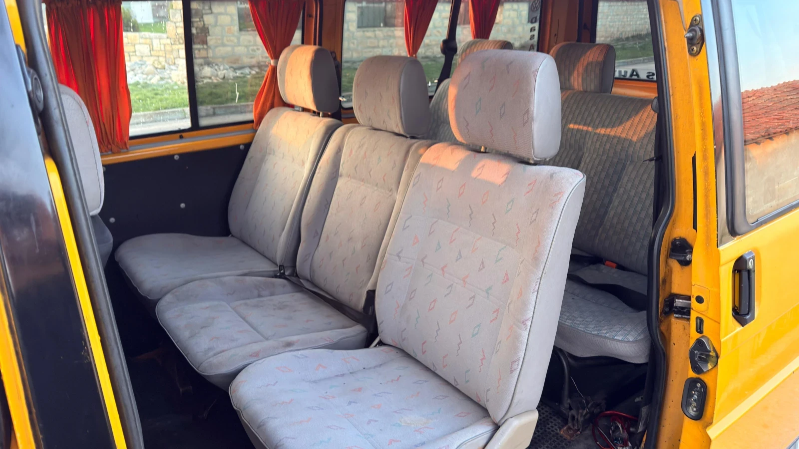 VW T4, снимка 11 - Бусове и автобуси - 54634574