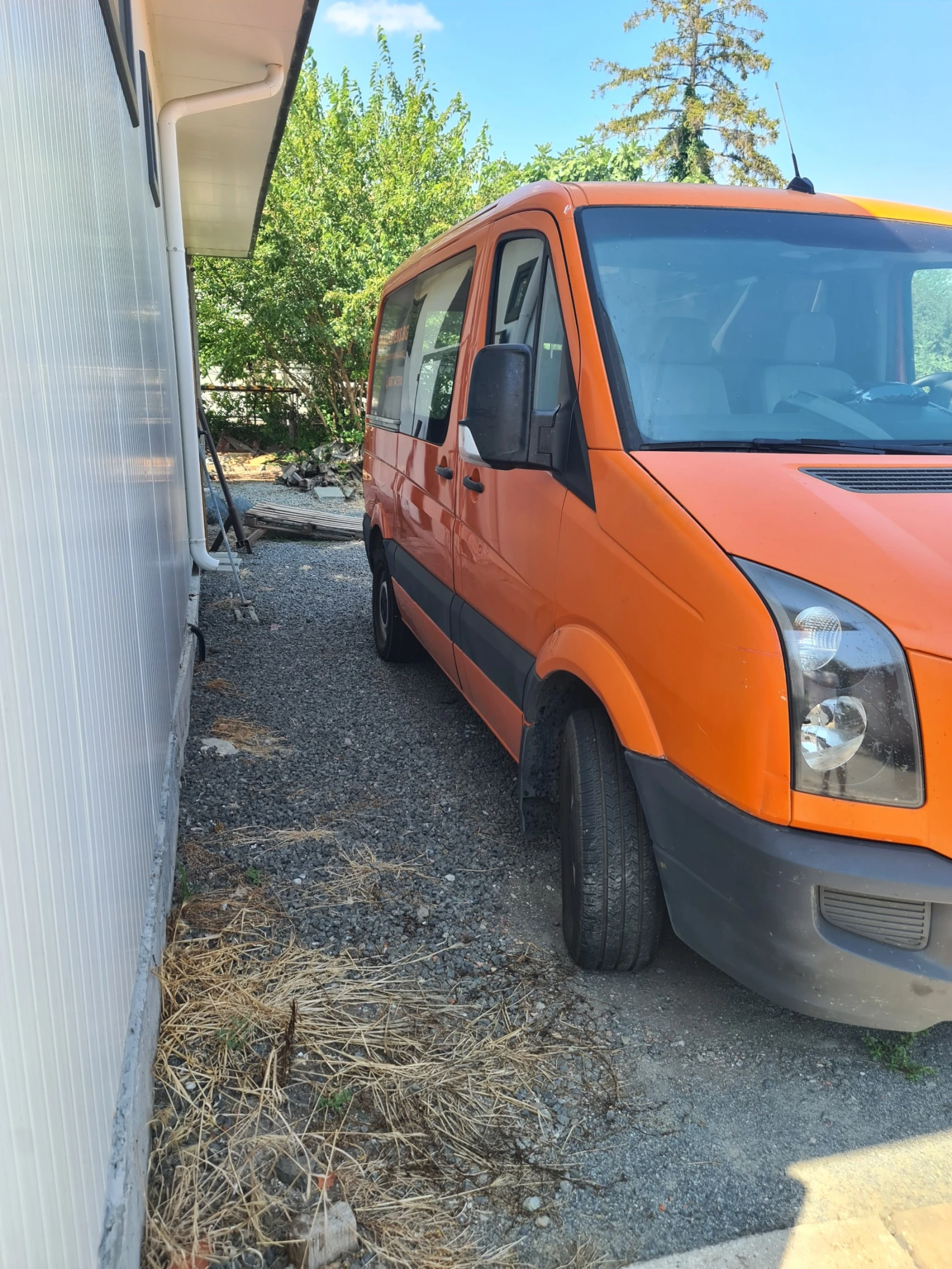 VW Crafter, снимка 2 - Бусове и автобуси - 55777372