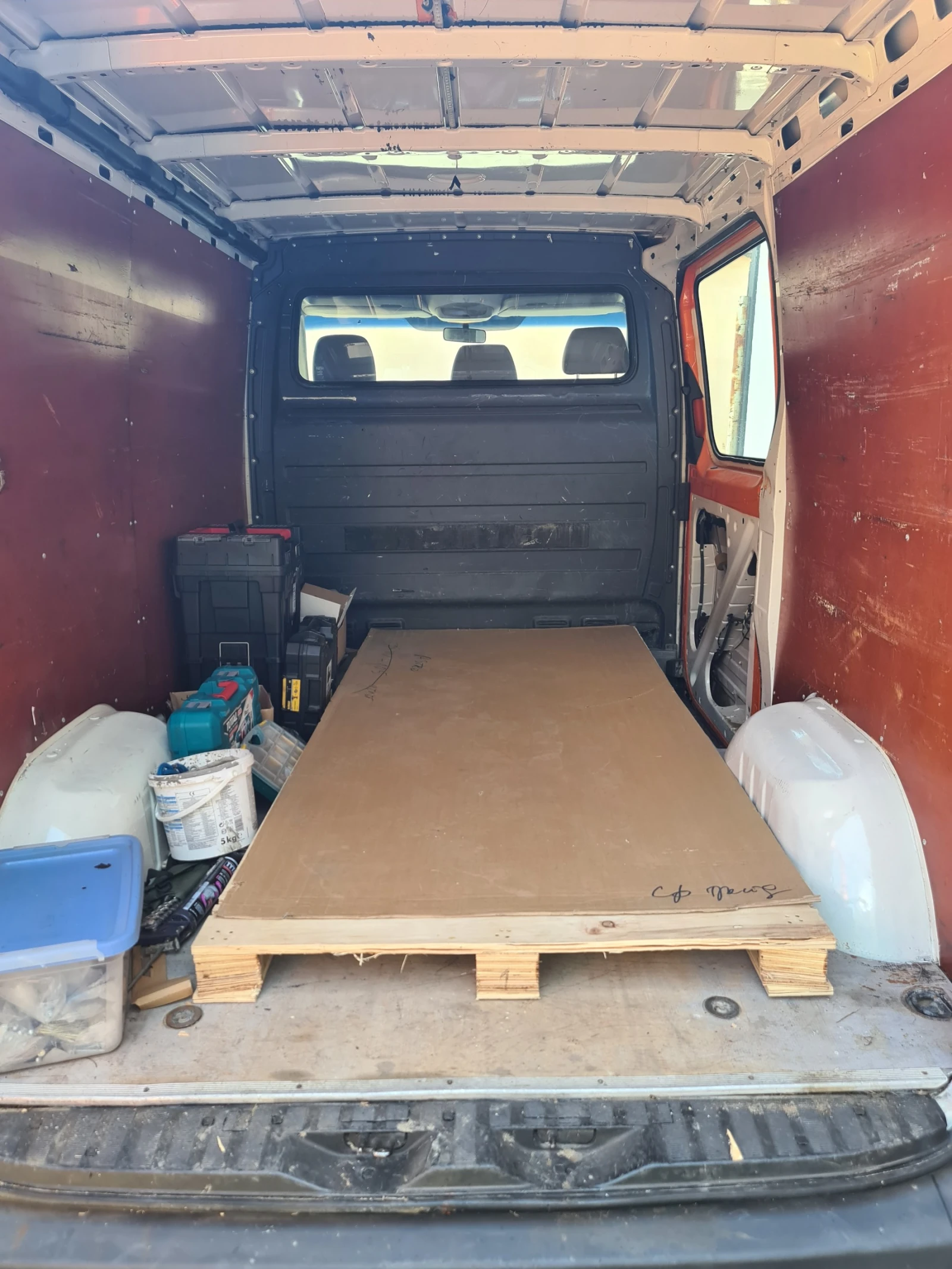 VW Crafter, снимка 10 - Бусове и автобуси - 55777372