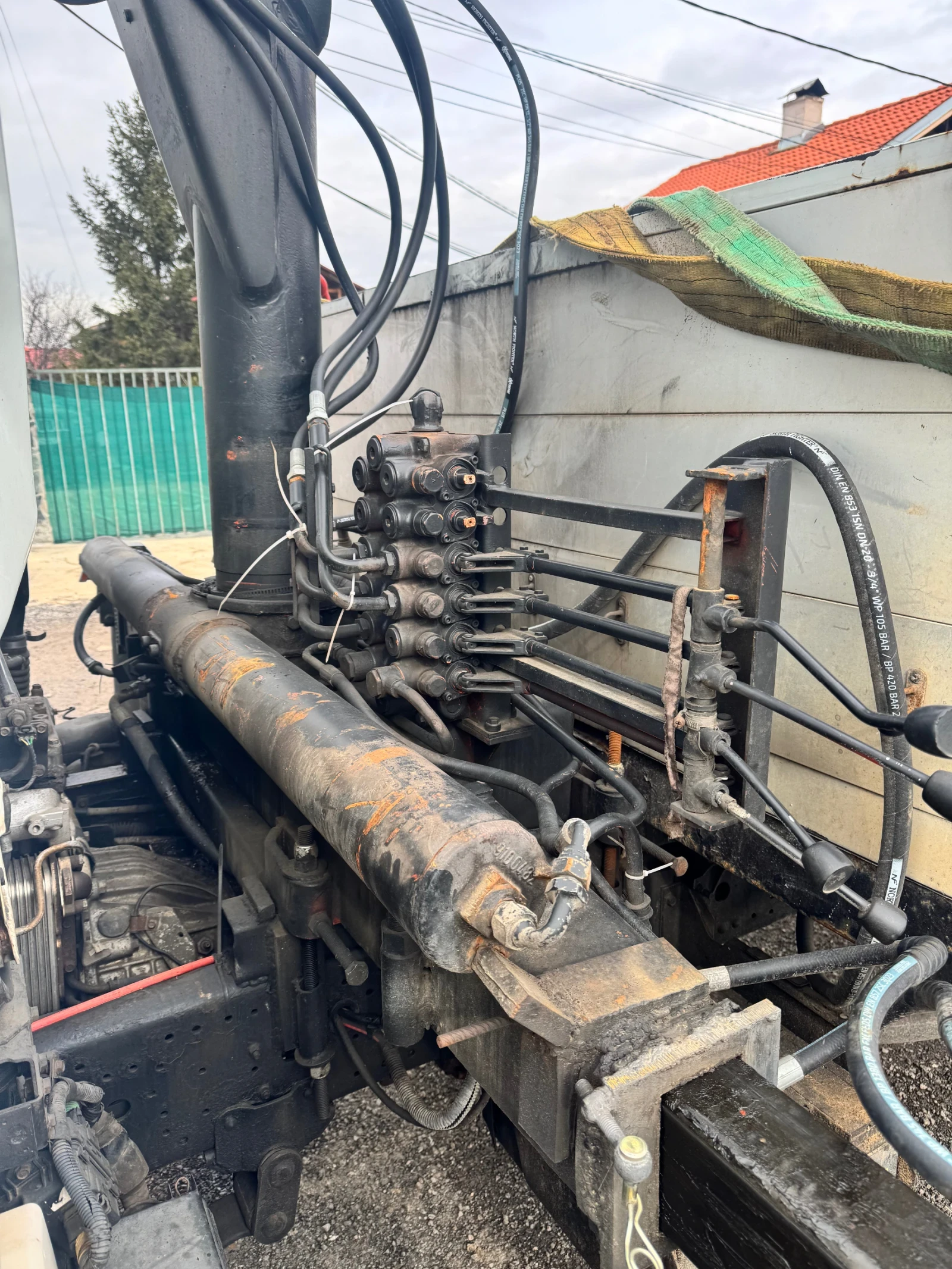 Mitsubishi Canter Кран с климатик - изображение 10