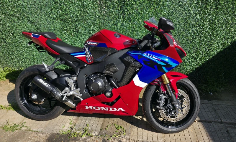 Honda Cbr 2023 HONDA CBR1000RR, снимка 5 - Мотоциклети и мототехника - 50132008
