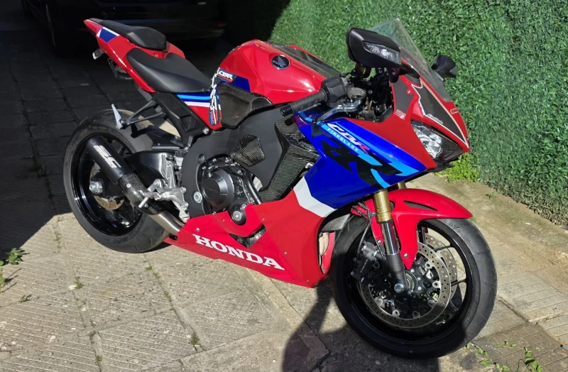 Honda Cbr 2023 HONDA CBR1000RR, снимка 3 - Мотоциклети и мототехника - 50132008