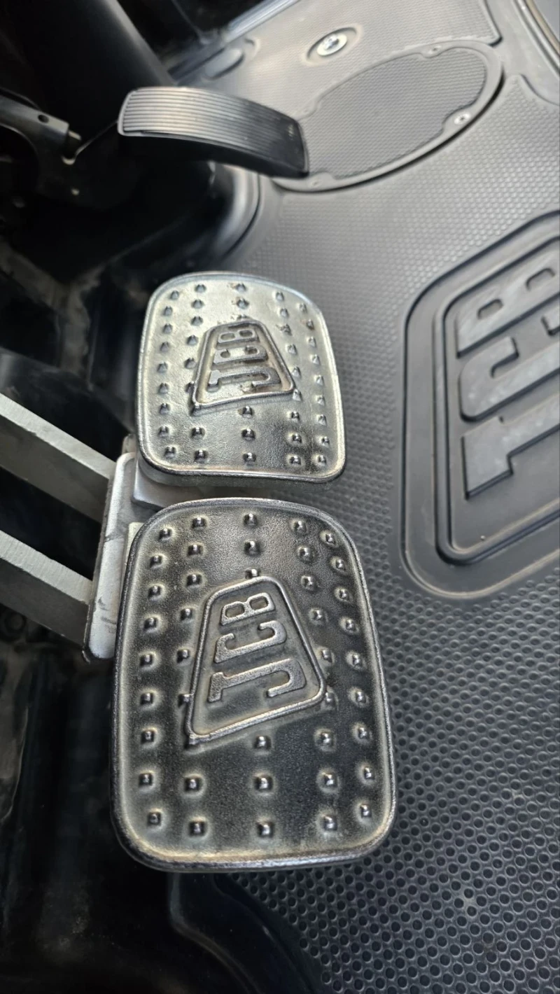 Багер JCB 3cx, снимка 11 - Индустриална техника - 52562048