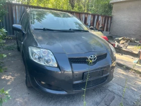 Toyota Auris 2.0 D4D, снимка 1