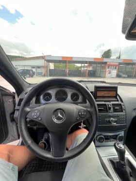 Mercedes-Benz C 220, снимка 9