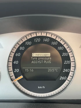 Mercedes-Benz C 220, снимка 16