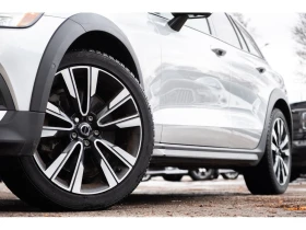 Volvo V60 * T5 AWD| NoAccident| Climate+ Premium+ AdvancedPk - 22050 € / 43126.05 лв. - 52406397 8