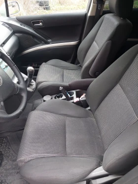 Toyota Corolla verso, снимка 8